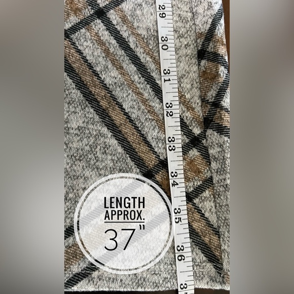 Chic Plaid A-Line Skirt in Gray and Tan NWT - Picture 4 of 7